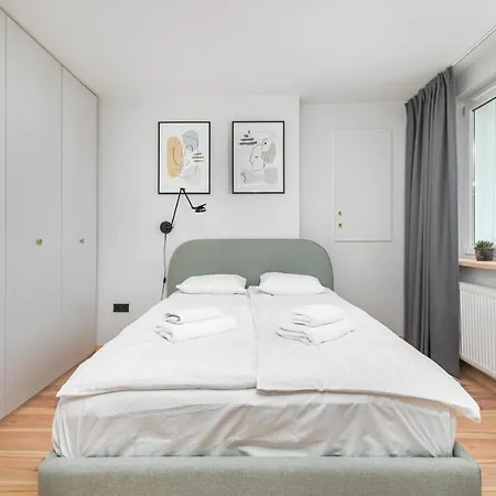 Walecznych 51 By Homeprime