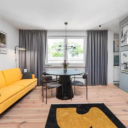 Walecznych 51 By Homeprime Varsóvia