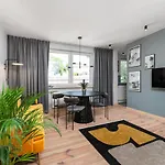 Lejlighed Walecznych 51 By Homeprime Warszawa